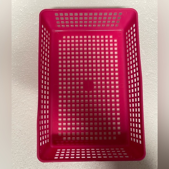 EUC Pink Flat Basket all purpose - Picture 1 of 8